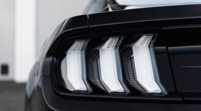 <img src="pubdb/bilder/object/1019/9/660Mustang-014.jpg"/>