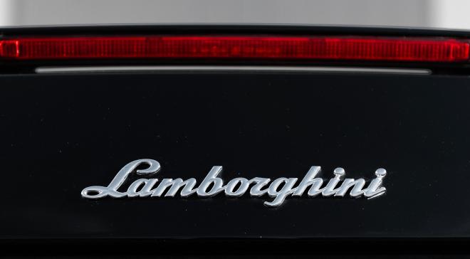 <img src="pubdb/bilder/object/1029/18/660Gallardo-016.jpg"/>