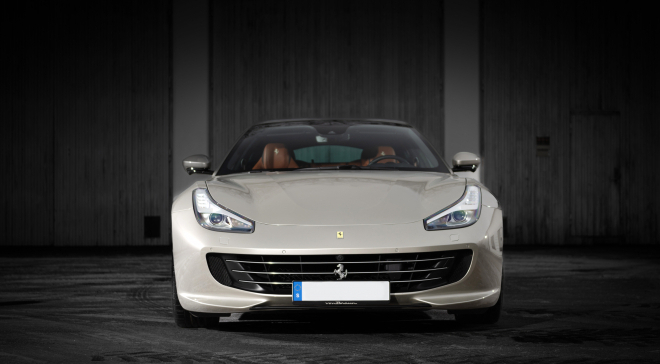 <img src="pubdb/bilder/object/941/22/660Lusso-138.jpg"/>