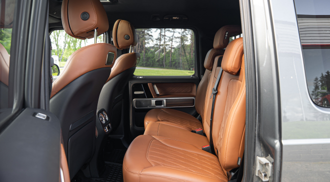 <img src="pubdb/bilder/object/1031/5/660von-braun-amg-g63-12.jpg"/>