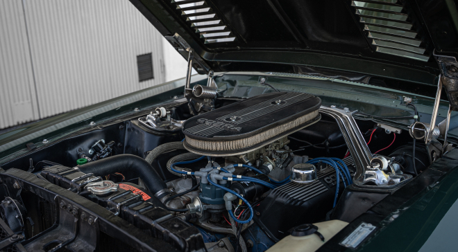 <img src="pubdb/bilder/object/1041/25/660Shelby-GT500-KR-z22.jpg"/>