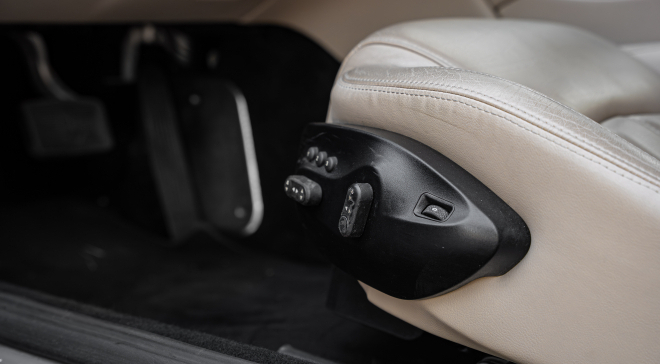<img src="pubdb/bilder/object/1047/6/660Masarati-gran-turismo-s14.3.jpg"/>