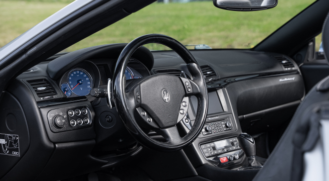 <img src="pubdb/bilder/object/956/3/660Von-braun-maserati-gran-turismo-8.jpg"/>