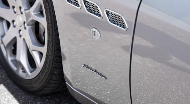 <img src="pubdb/bilder/object/956/7/660Von-braun-maserati-gran-turismo-16.jpg"/>